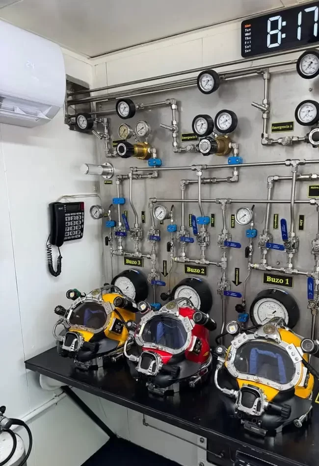 Dive helmets Luis Maza